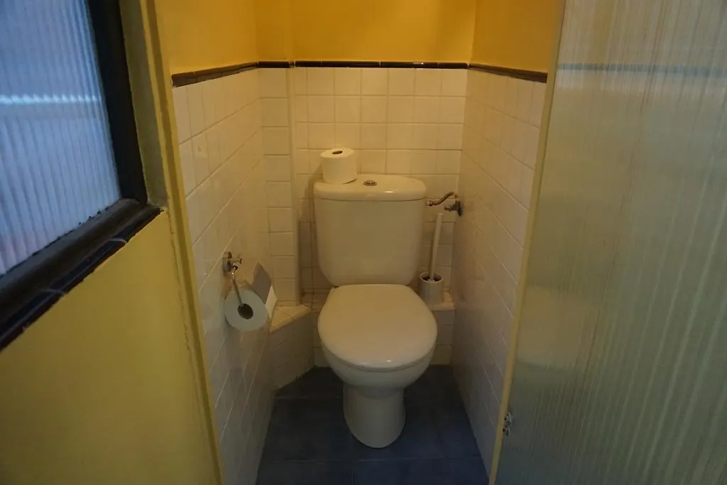 Aparteasy - Montjuic & Fira Barcelona Apartment