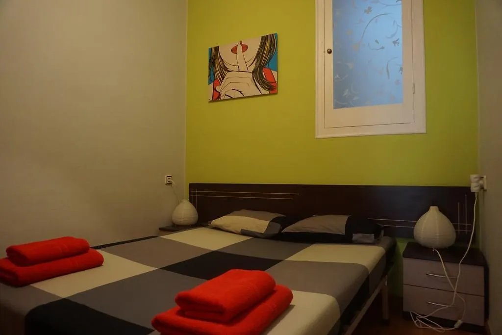 Aparteasy - Montjuic & Fira Barcelona 0*,